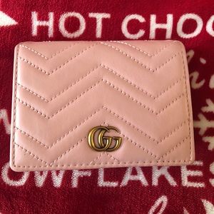 GG pink wallet